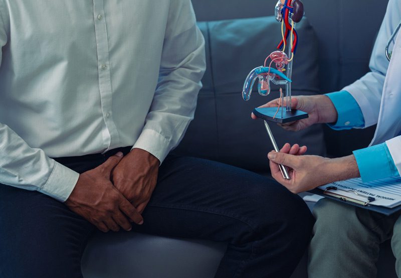Patient-consulting-a-urologist-about-lower-urinary-tract-issues